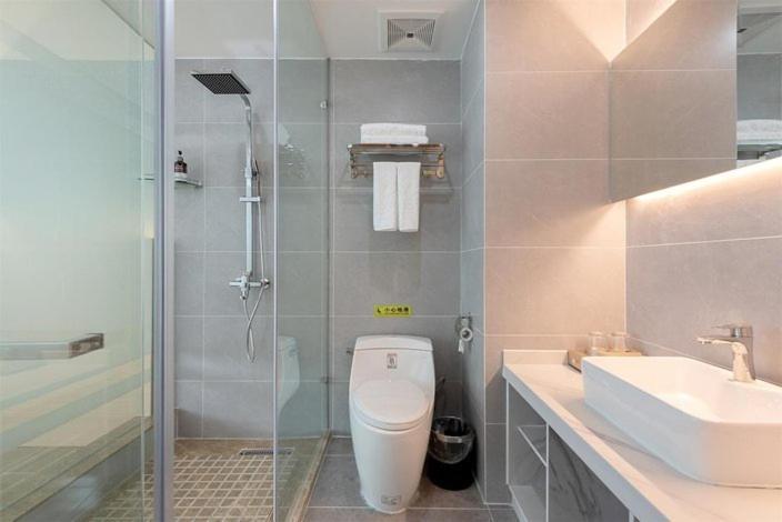 Hongxiang Hotel Гуанджоу Екстериор снимка